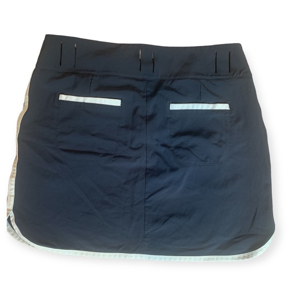 Nikegolf Dri-fit skirt, blue, size 8/Medium, polyester blend - Picture 2 of 7